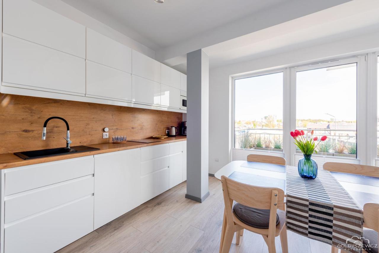 Horyzont Apartamenty - Kapitanski Mostek- Blisko Portu- Sniadania Kolobrzeg Luaran gambar