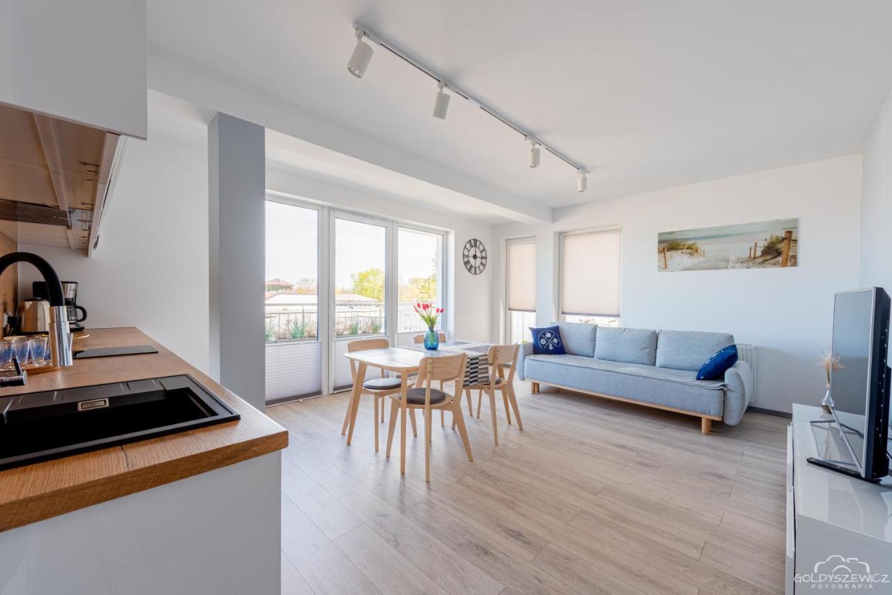 Horyzont Apartamenty - Kapitanski Mostek- Blisko Portu- Sniadania Kolobrzeg Luaran gambar