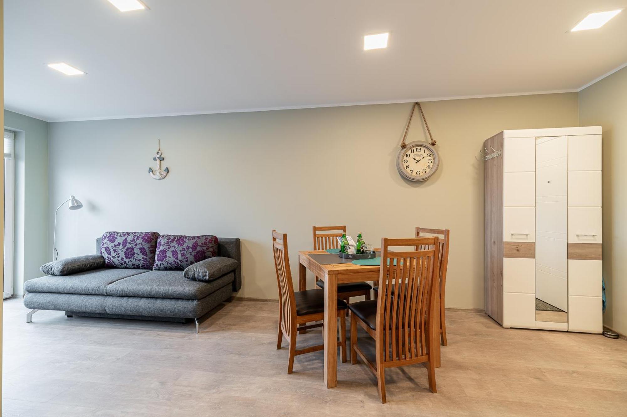 Horyzont Apartamenty - Kapitanski Mostek- Blisko Portu- Sniadania Kolobrzeg Luaran gambar