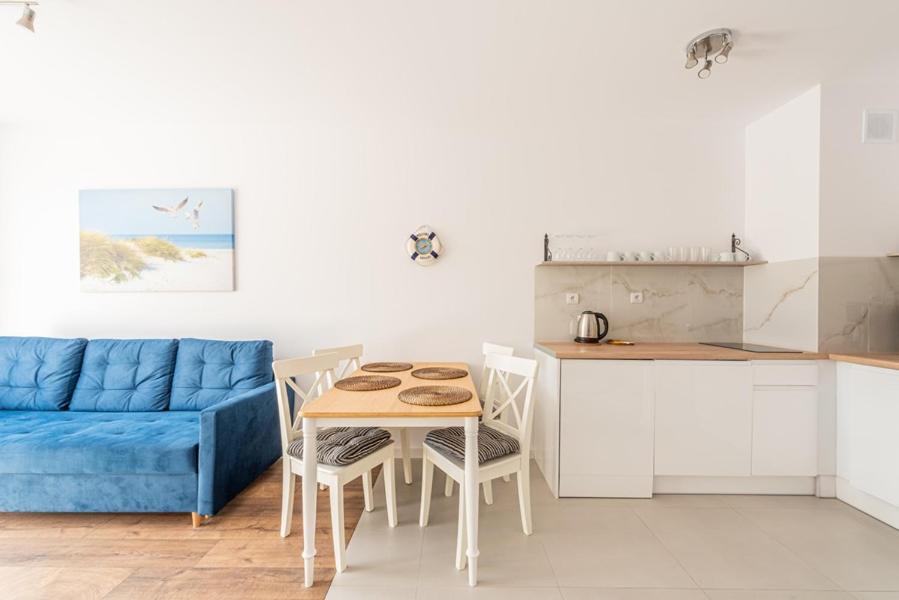 Horyzont Apartamenty - Kapitanski Mostek- Blisko Portu- Sniadania Kolobrzeg Luaran gambar